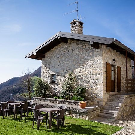 Ca' Baetti L'Antico Borgo Bed & Breakfast Roncola Luaran gambar