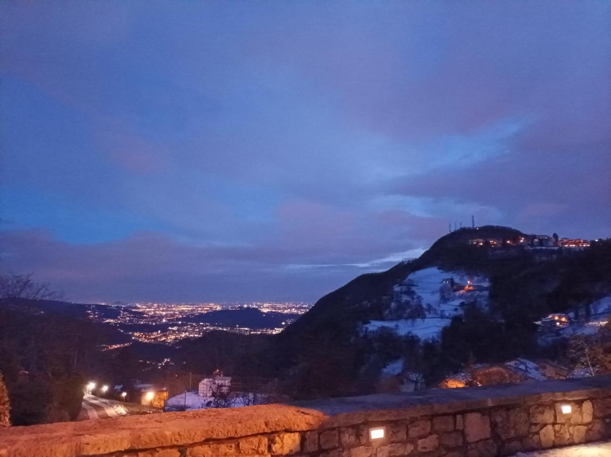 Ca' Baetti L'Antico Borgo Bed & Breakfast Roncola Luaran gambar