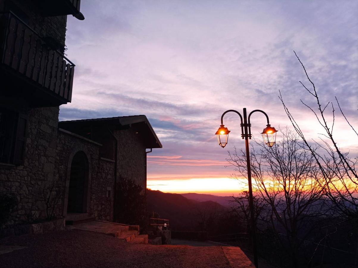 Ca' Baetti L'Antico Borgo Bed & Breakfast Roncola Luaran gambar