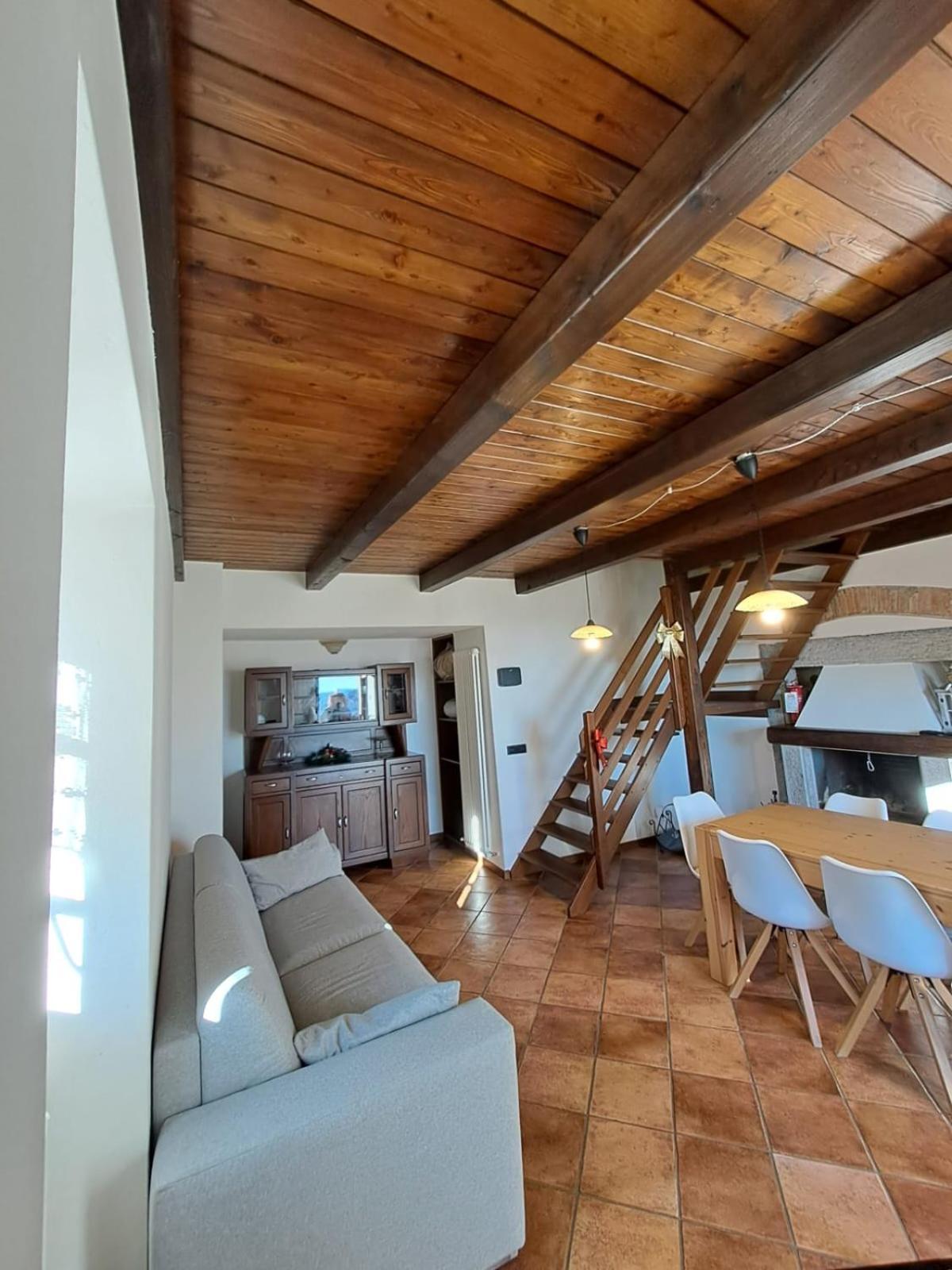Ca' Baetti L'Antico Borgo Bed & Breakfast Roncola Luaran gambar