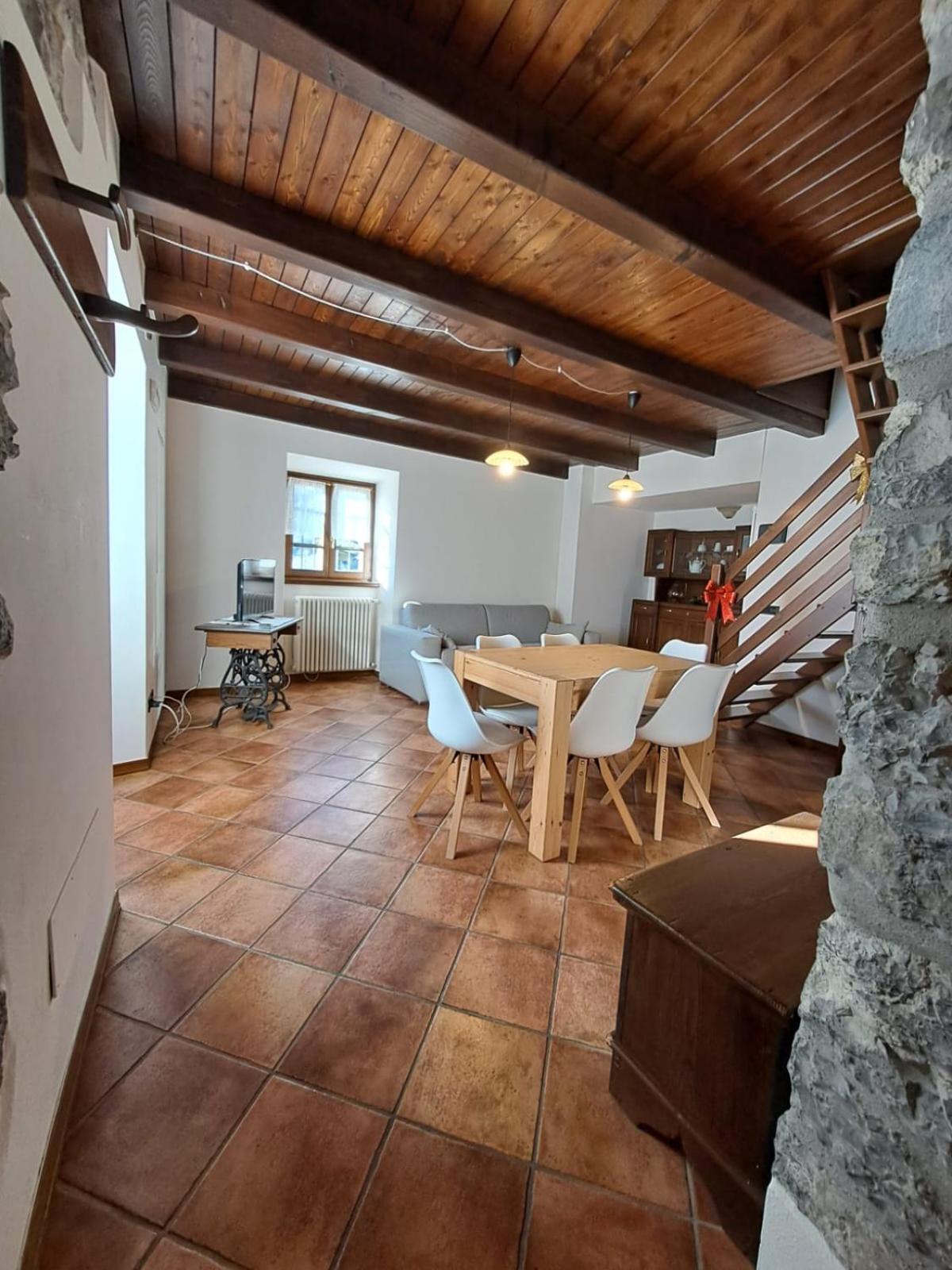 Ca' Baetti L'Antico Borgo Bed & Breakfast Roncola Luaran gambar