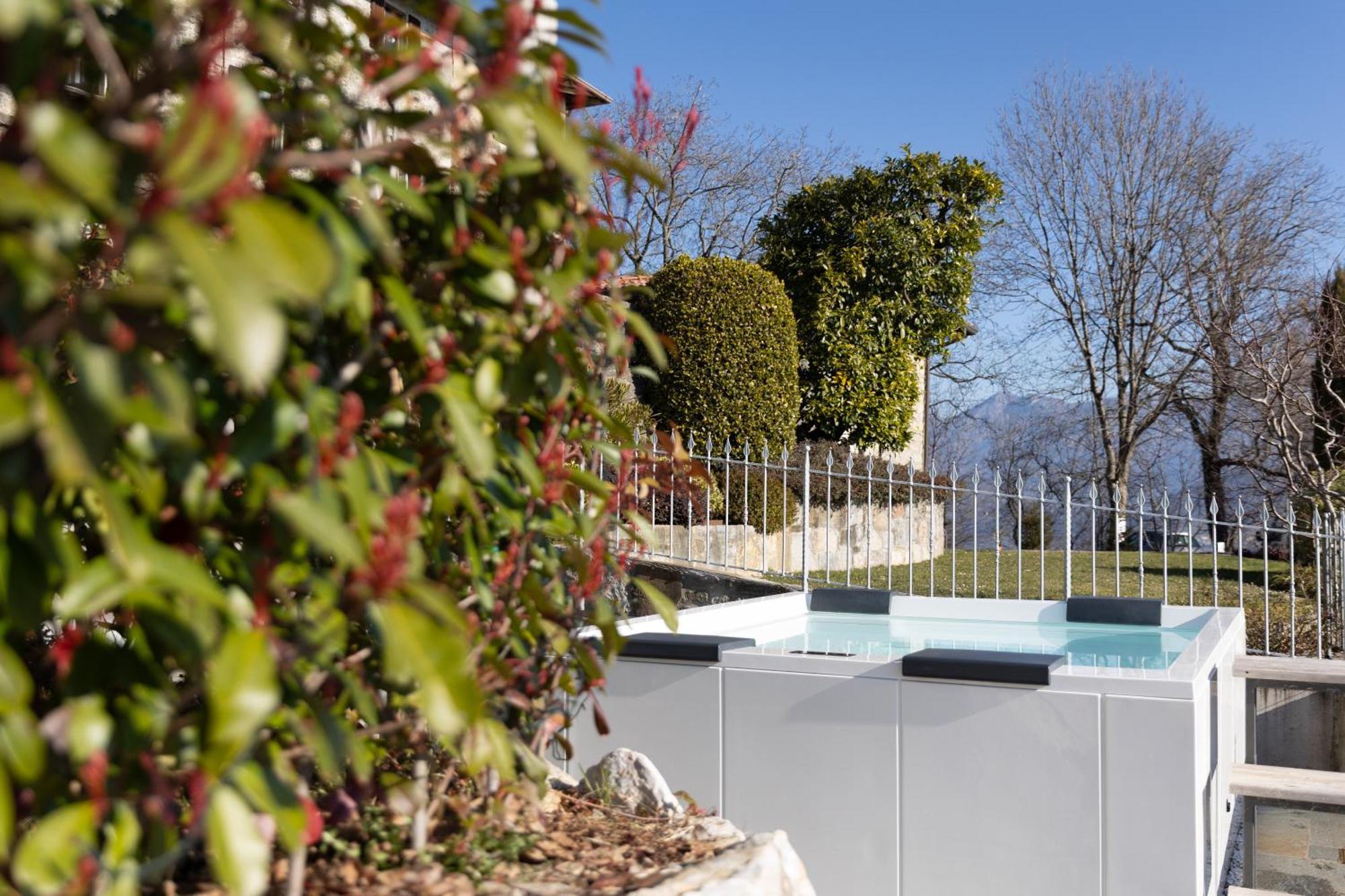Ca' Baetti L'Antico Borgo Bed & Breakfast Roncola Luaran gambar