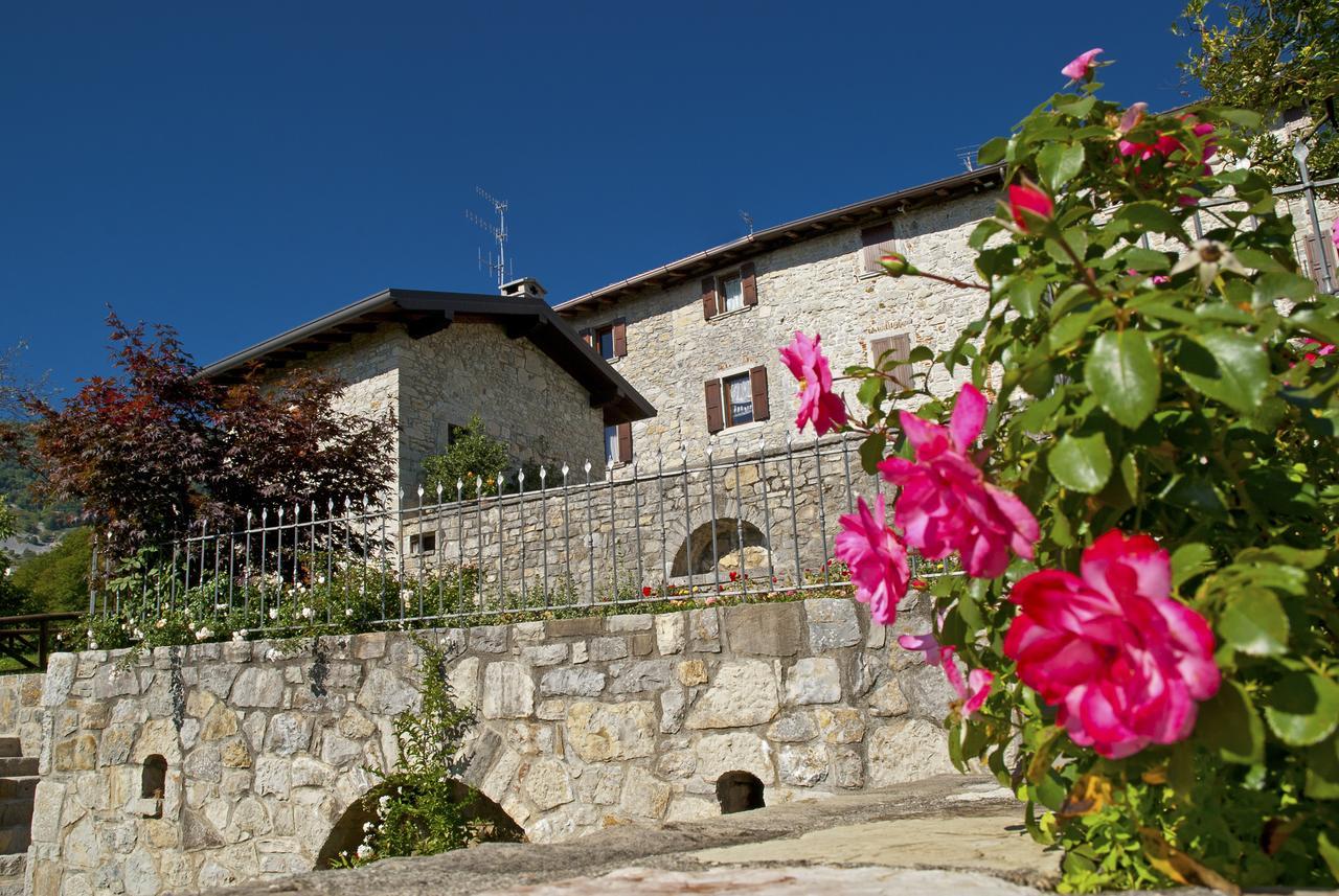 Ca' Baetti L'Antico Borgo Bed & Breakfast Roncola Luaran gambar