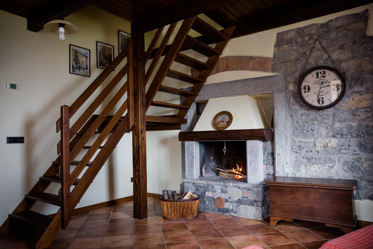 Ca' Baetti L'Antico Borgo Bed & Breakfast Roncola Luaran gambar