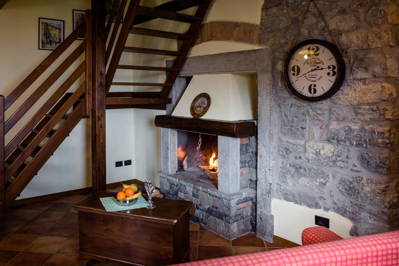 Ca' Baetti L'Antico Borgo Bed & Breakfast Roncola Luaran gambar