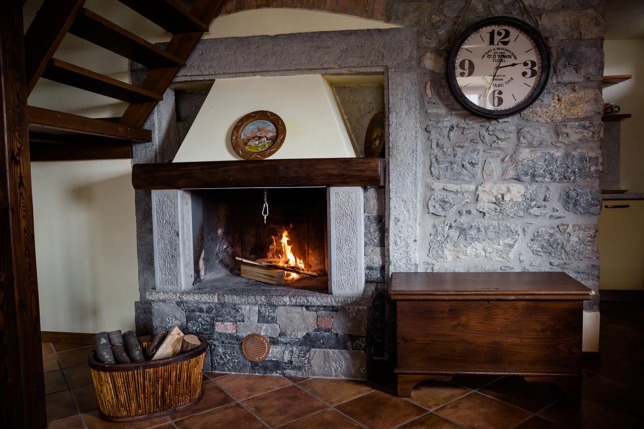 Ca' Baetti L'Antico Borgo Bed & Breakfast Roncola Luaran gambar