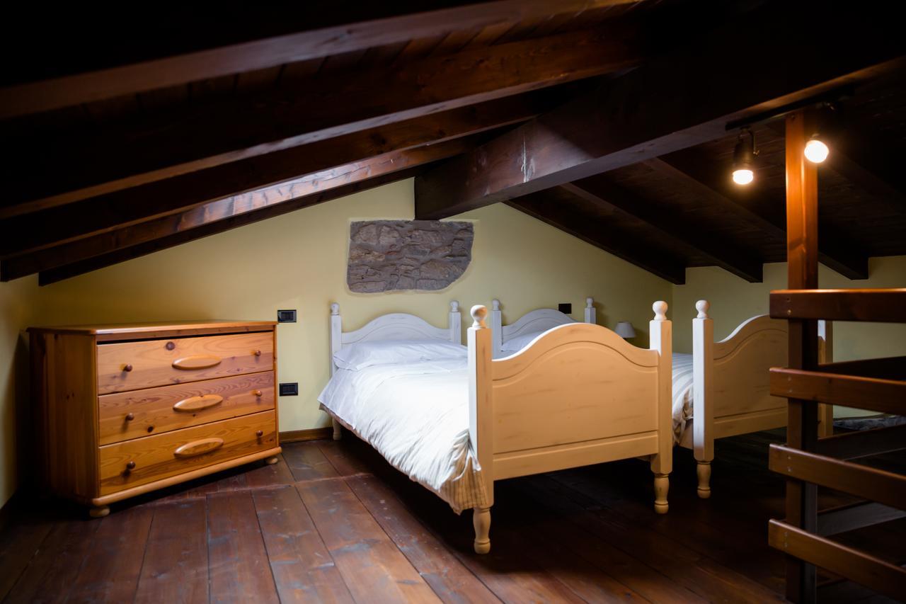 Ca' Baetti L'Antico Borgo Bed & Breakfast Roncola Luaran gambar