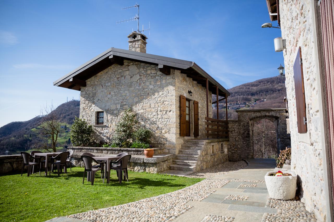 Ca' Baetti L'Antico Borgo Bed & Breakfast Roncola Luaran gambar