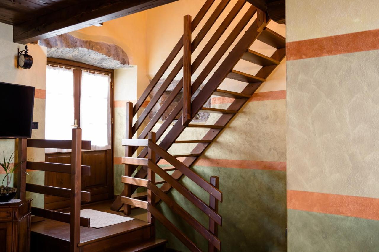 Ca' Baetti L'Antico Borgo Bed & Breakfast Roncola Luaran gambar